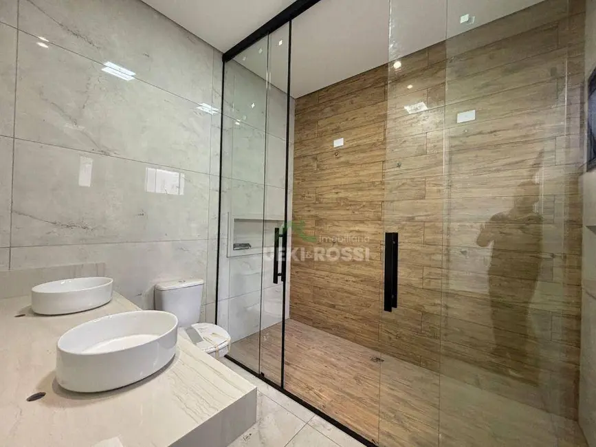 Casa de Condomínio com 3 quartos à venda, 250m2 em Esperança, Londrina - PR - imagem 9 Foto 9 de Casa de Condomínio com 3 quartos à venda, 250m2 em Esperança, Londrina - PR