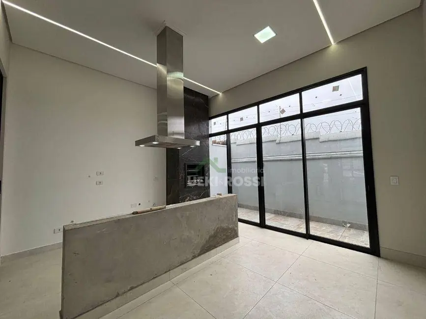 Casa de Condomínio com 3 quartos à venda, 250m2 em Esperança, Londrina - PR - imagem 6 Foto 6 de Casa de Condomínio com 3 quartos à venda, 250m2 em Esperança, Londrina - PR