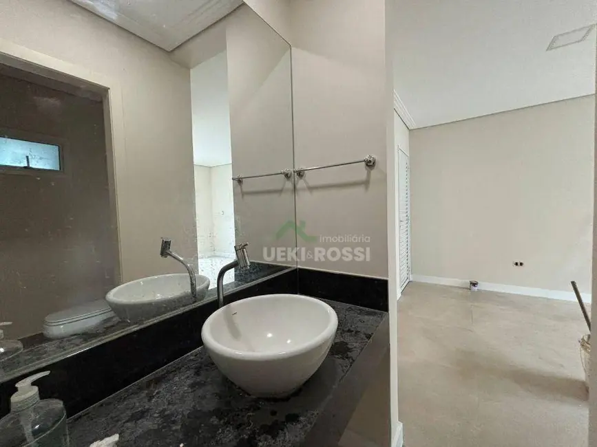 Casa de Condomínio com 3 quartos à venda, 250m2 em Esperança, Londrina - PR - imagem 6 Foto 6 de Casa de Condomínio com 3 quartos à venda, 250m2 em Esperança, Londrina - PR