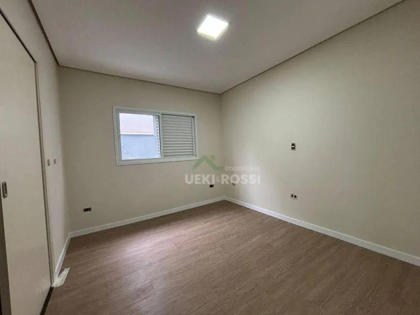 Casa de Condomínio com 3 quartos à venda, 250m2 em Esperança, Londrina - PR - imagem 9 Foto 9 de Casa de Condomínio com 3 quartos à venda, 250m2 em Esperança, Londrina - PR