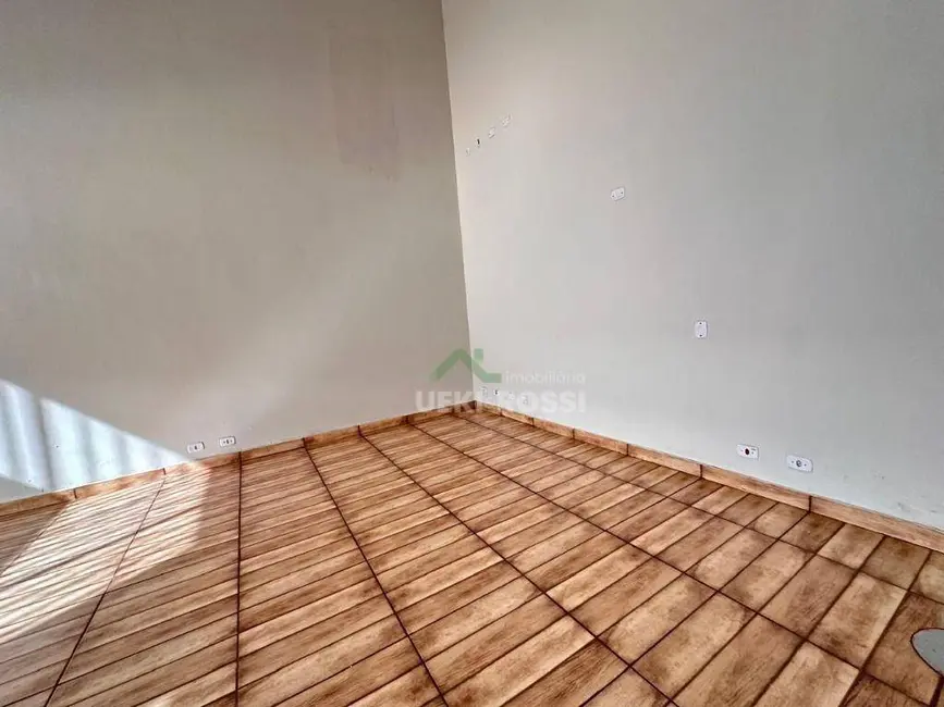 Sala Comercial para alugar, 56m2 em Jardim Maria Luiza, Londrina - PR - imagem 5 Foto 5 de Sala Comercial para alugar, 56m2 em Jardim Maria Luiza, Londrina - PR