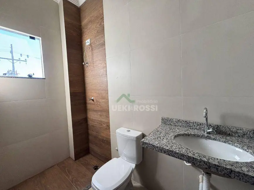 Casa com 3 quartos à venda, 125m2 em Marumbi, Londrina - PR - imagem 8 Foto 8 de Casa com 3 quartos à venda, 125m2 em Marumbi, Londrina - PR