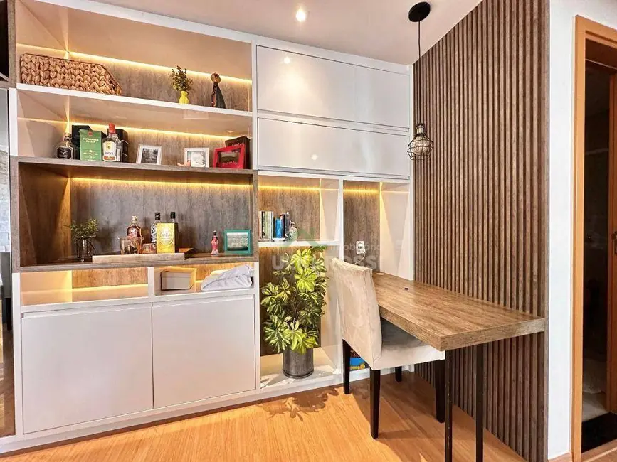 Apartamento com 2 quartos à venda, 104m2 em Santa Rosa, Londrina - PR - imagem 5 Foto 5 de Apartamento com 2 quartos à venda, 104m2 em Santa Rosa, Londrina - PR