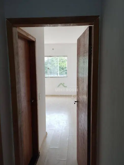 Casa com 3 quartos à venda, 135m2 em Londrina - PR - imagem 6 Foto 6 de Casa com 3 quartos à venda, 135m2 em Londrina - PR