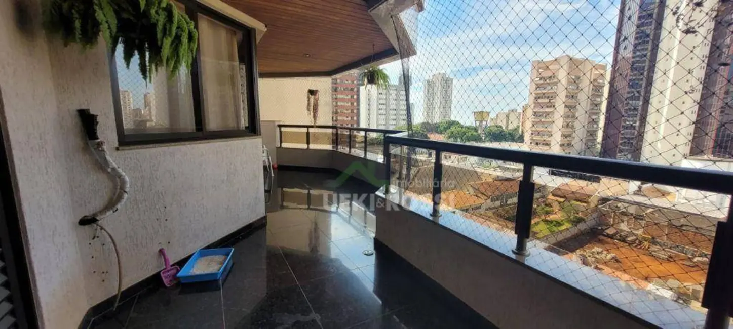 Apartamento com 3 quartos à venda, 310m2 em Centro, Londrina - PR - imagem 5 Foto 5 de Apartamento com 3 quartos à venda, 310m2 em Centro, Londrina - PR