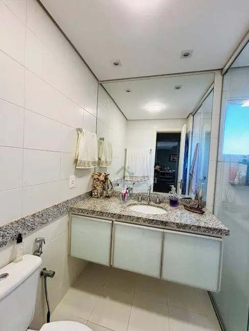Apartamento com 3 quartos à venda, 156m2 em Londrina - PR - imagem 6 Foto 6 de Apartamento com 3 quartos à venda, 156m2 em Londrina - PR