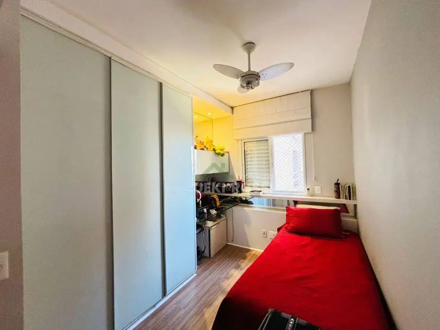 Apartamento com 3 quartos à venda, 156m2 em Londrina - PR - imagem 4 Foto 4 de Apartamento com 3 quartos à venda, 156m2 em Londrina - PR