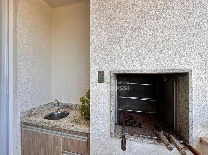 Apartamento com 3 quartos à venda, 111m2 em Londrina - PR - imagem 6 Foto 6 de Apartamento com 3 quartos à venda, 111m2 em Londrina - PR