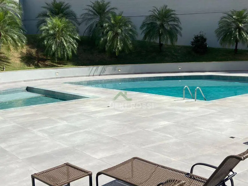Apartamento com 3 quartos à venda, 199m2 em Londrina - PR - imagem 3 Foto 3 de Apartamento com 3 quartos à venda, 199m2 em Londrina - PR