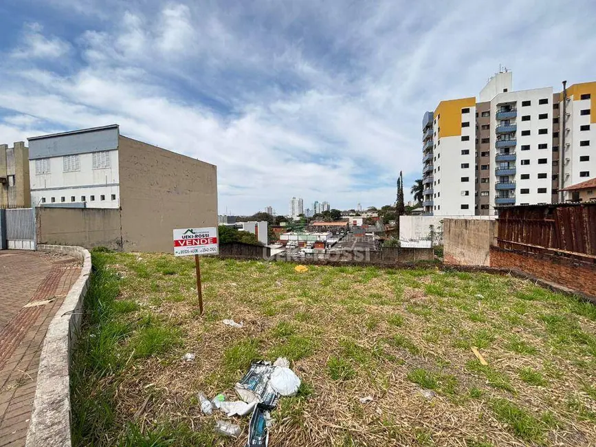 Terreno / Lote à venda, 750m2 em Centro, Londrina - PR - imagem 3 Foto 3 de Terreno / Lote à venda, 750m2 em Centro, Londrina - PR