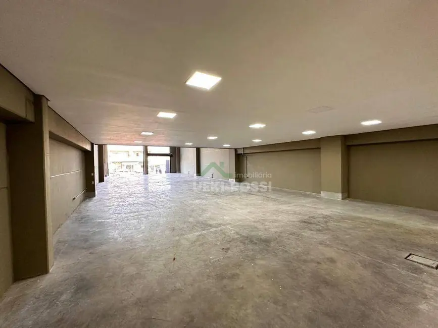 Foto 7 de Armazém / Galpão para alugar, 450m2 em Antares, Londrina - PR