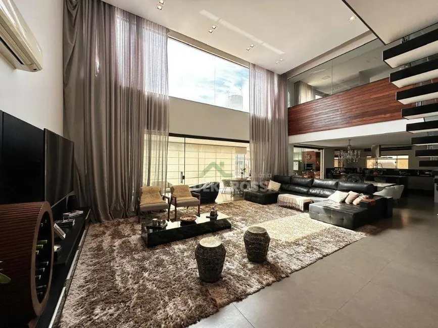 Casa de Condomínio com 5 quartos à venda, 700m2 em Esperança, Londrina - PR - imagem 6 Foto 6 de Casa de Condomínio com 5 quartos à venda, 700m2 em Esperança, Londrina - PR