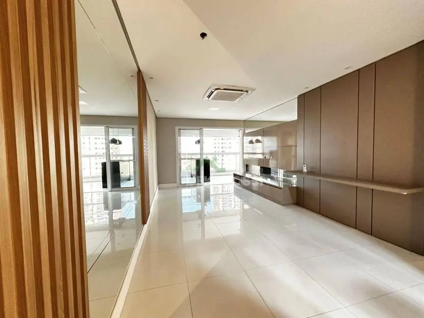 Apartamento com 3 quartos à venda, 155m2 em Santa Rosa, Londrina - PR - imagem 4 Foto 4 de Apartamento com 3 quartos à venda, 155m2 em Santa Rosa, Londrina - PR