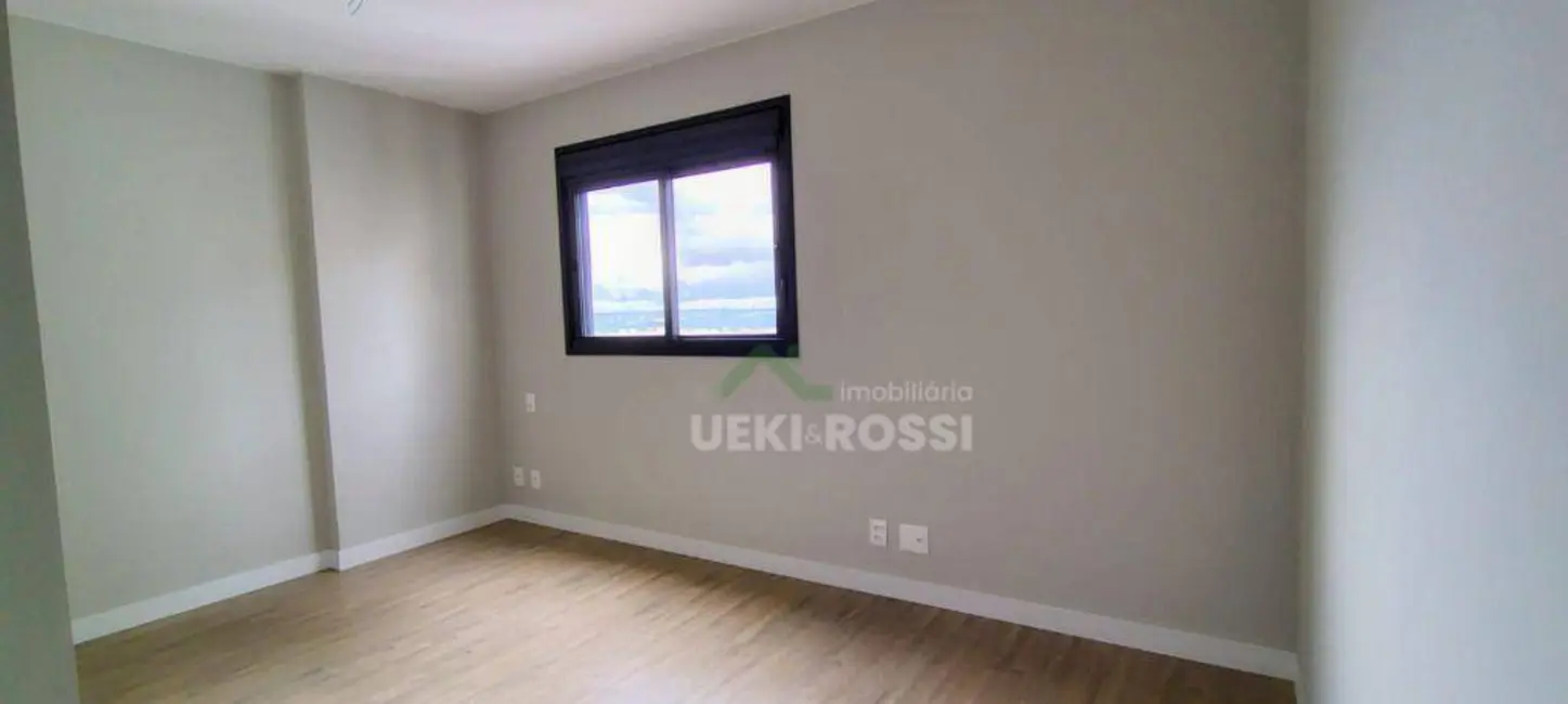Apartamento com 3 quartos à venda, 164m2 em Londrina - PR - imagem 3 Foto 3 de Apartamento com 3 quartos à venda, 164m2 em Londrina - PR