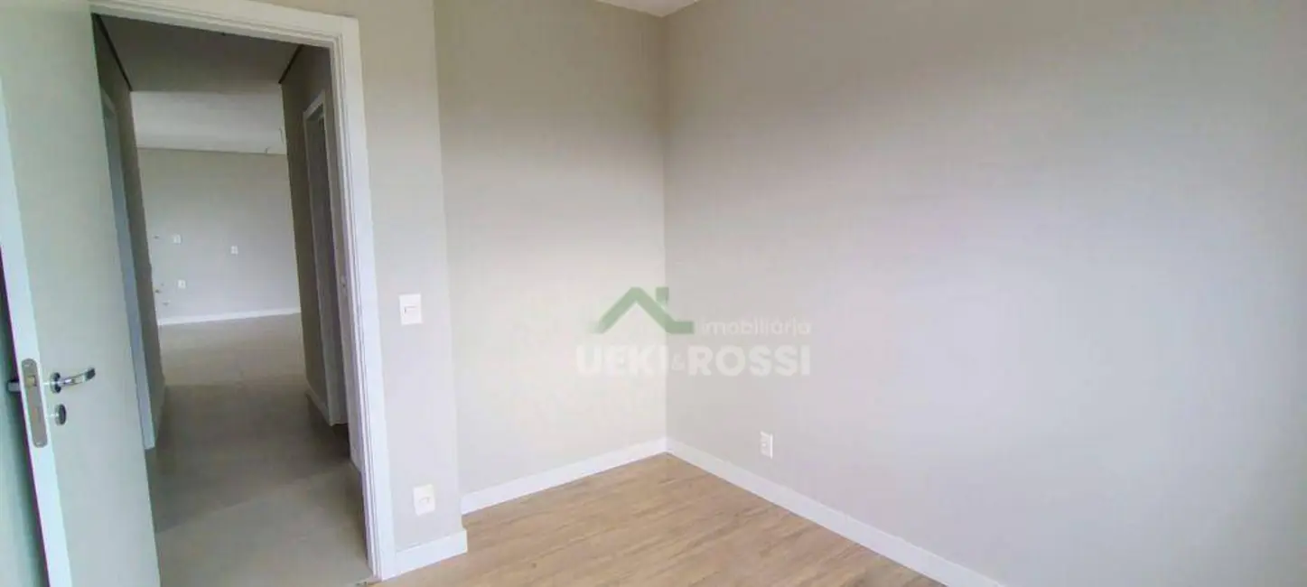 Apartamento com 3 quartos à venda, 164m2 em Londrina - PR - imagem 8 Foto 8 de Apartamento com 3 quartos à venda, 164m2 em Londrina - PR