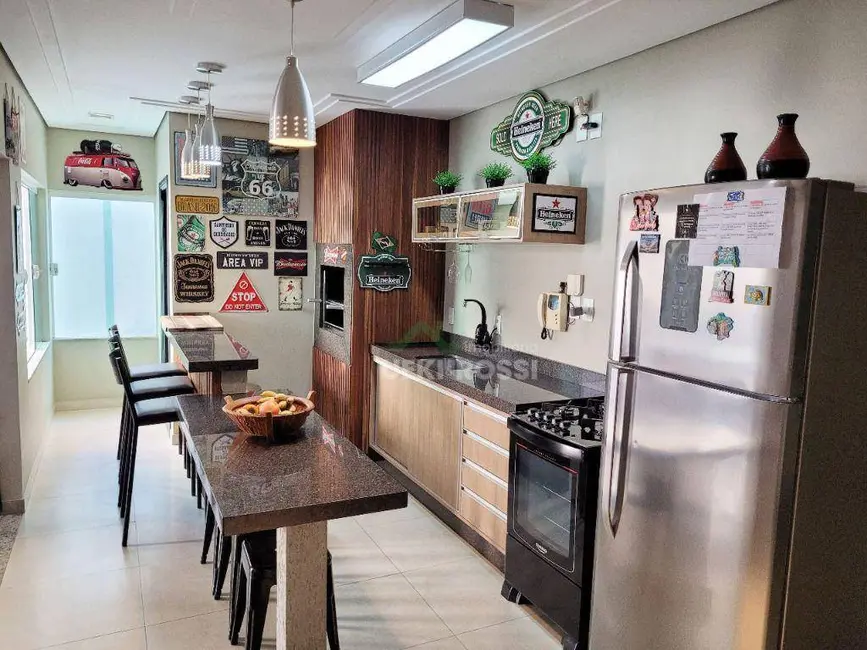 Foto 2 de Casa com 3 quartos à venda, 340m2 em Rolandia - PR