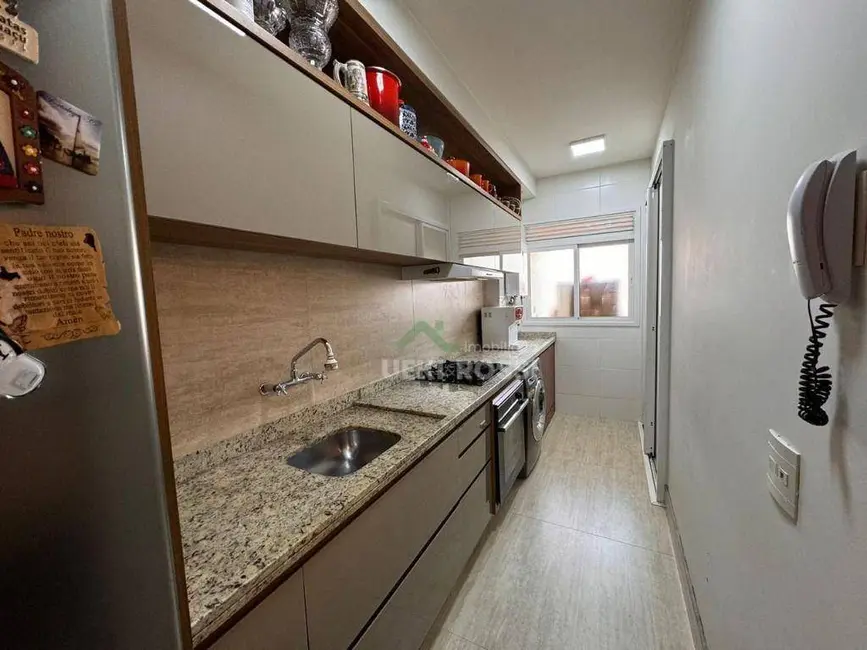 Apartamento com 2 quartos à venda, 111m2 em Londrina - PR - imagem 3 Foto 3 de Apartamento com 2 quartos à venda, 111m2 em Londrina - PR