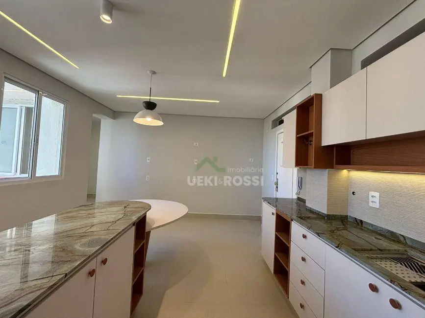 Apartamento com 3 quartos à venda, 212m2 em Centro, Londrina - PR - imagem 4 Foto 4 de Apartamento com 3 quartos à venda, 212m2 em Centro, Londrina - PR