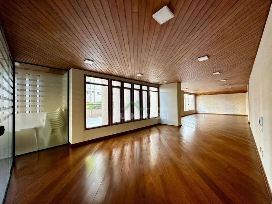Apartamento com 4 quartos à venda, 308m2 em Centro, Londrina - PR - imagem 5 Foto 5 de Apartamento com 4 quartos à venda, 308m2 em Centro, Londrina - PR