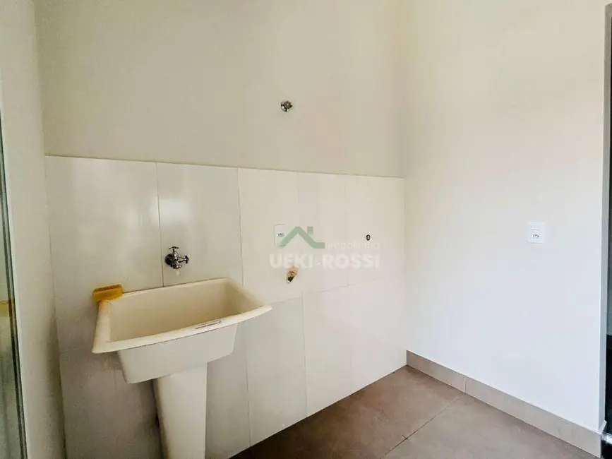 Casa de Condomínio com 3 quartos à venda, 250m2 em Londrina - PR - imagem 7 Foto 7 de Casa de Condomínio com 3 quartos à venda, 250m2 em Londrina - PR