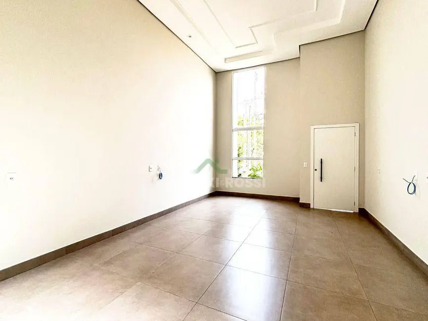 Casa de Condomínio com 3 quartos à venda, 250m2 em Londrina - PR - imagem 9 Foto 9 de Casa de Condomínio com 3 quartos à venda, 250m2 em Londrina - PR