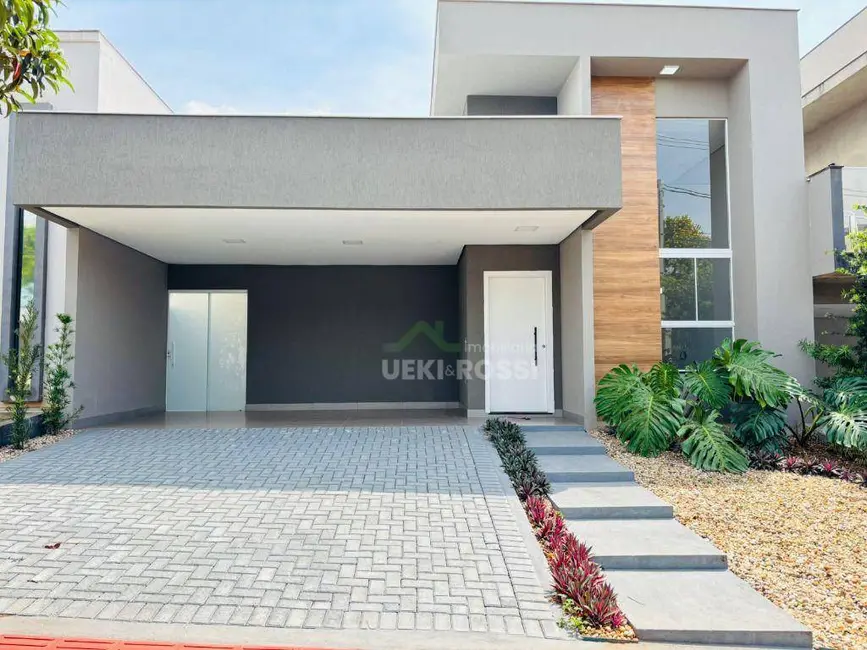 Casa de Condomínio com 3 quartos à venda, 250m2 em Londrina - PR - imagem 1 Foto 1 de Casa de Condomínio com 3 quartos à venda, 250m2 em Londrina - PR