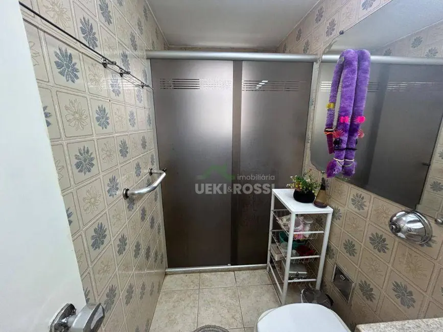 Apartamento com 2 quartos à venda, 98m2 em Vila Larsen 1, Londrina - PR - imagem 7 Foto 7 de Apartamento com 2 quartos à venda, 98m2 em Vila Larsen 1, Londrina - PR