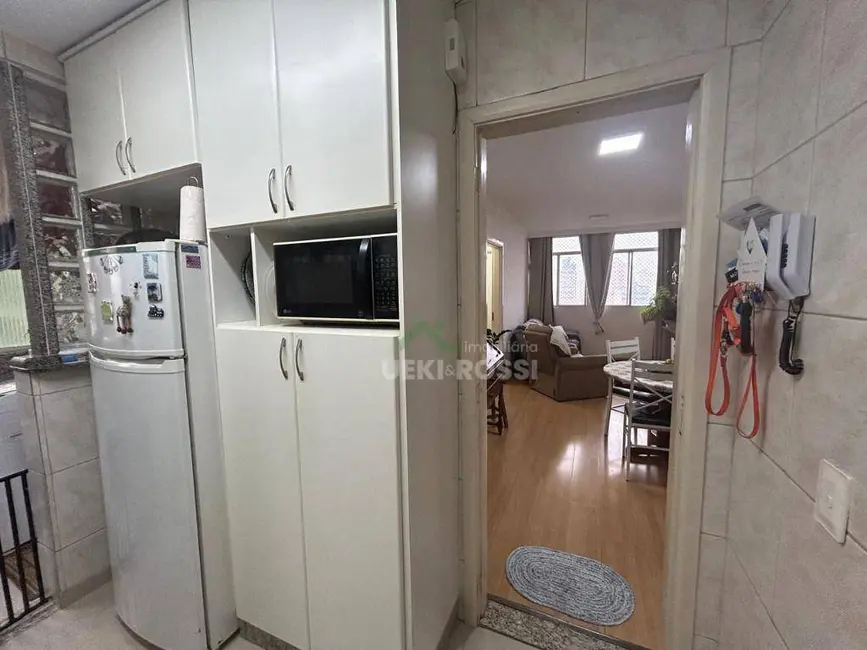 Apartamento com 2 quartos à venda, 98m2 em Vila Larsen 1, Londrina - PR - imagem 3 Foto 3 de Apartamento com 2 quartos à venda, 98m2 em Vila Larsen 1, Londrina - PR