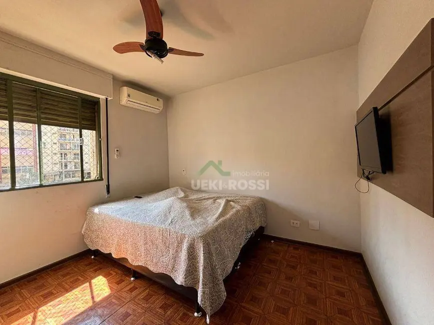 Apartamento com 3 quartos à venda, 132m2 em Centro, Londrina - PR - imagem 6 Foto 6 de Apartamento com 3 quartos à venda, 132m2 em Centro, Londrina - PR