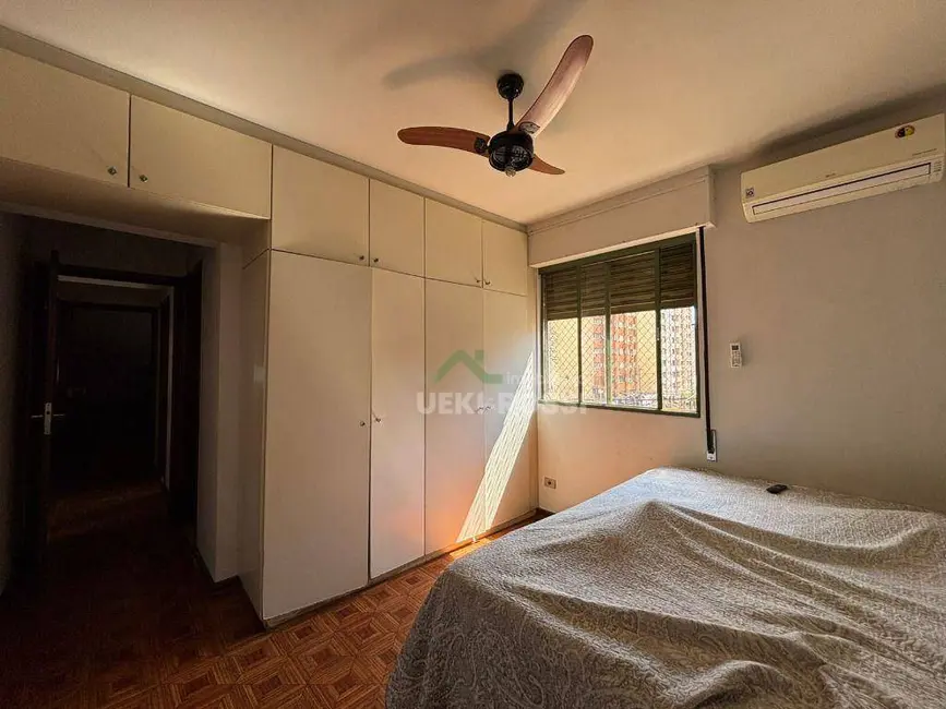 Apartamento com 3 quartos à venda, 132m2 em Centro, Londrina - PR - imagem 5 Foto 5 de Apartamento com 3 quartos à venda, 132m2 em Centro, Londrina - PR