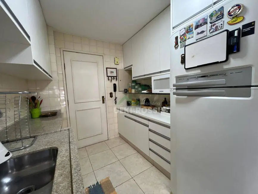Apartamento com 3 quartos à venda, 199m2 em Centro, Londrina - PR - imagem 4 Foto 4 de Apartamento com 3 quartos à venda, 199m2 em Centro, Londrina - PR