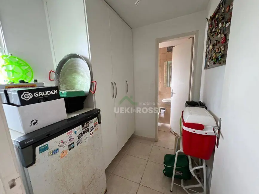 Apartamento com 3 quartos à venda, 199m2 em Centro, Londrina - PR - imagem 9 Foto 9 de Apartamento com 3 quartos à venda, 199m2 em Centro, Londrina - PR