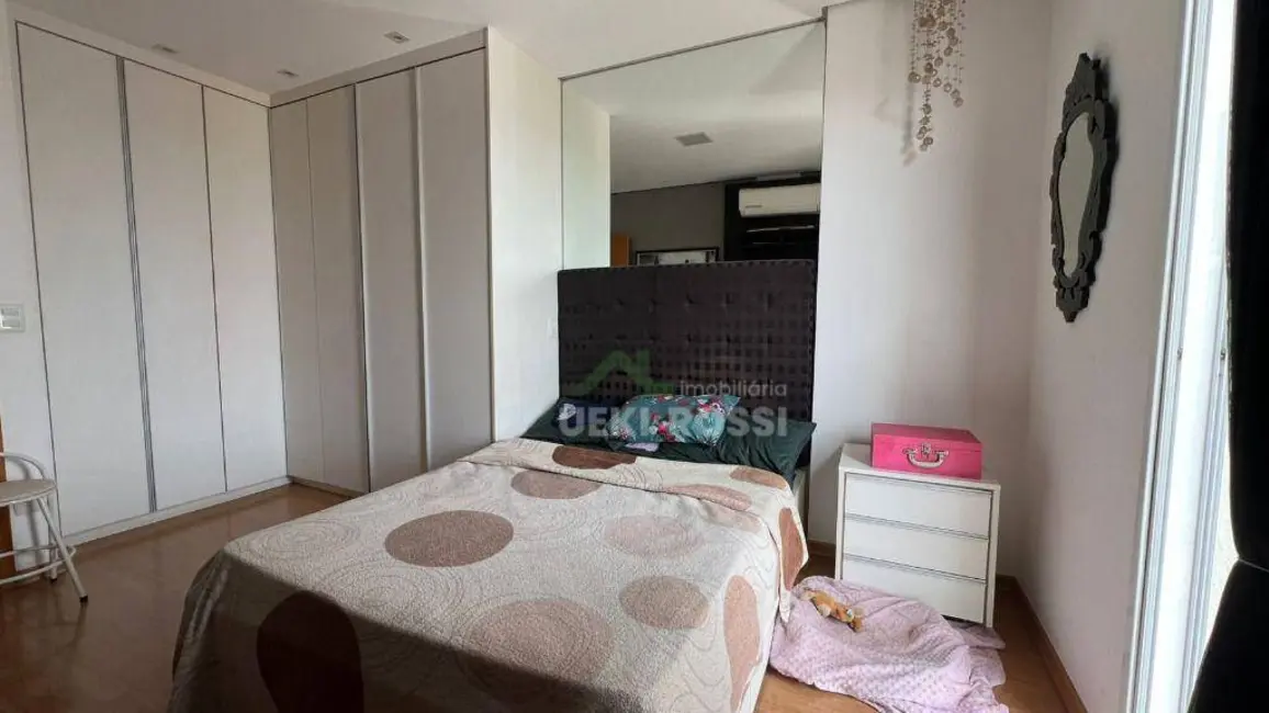 Apartamento com 3 quartos à venda, 118m2 em Londrina - PR - imagem 6 Foto 6 de Apartamento com 3 quartos à venda, 118m2 em Londrina - PR