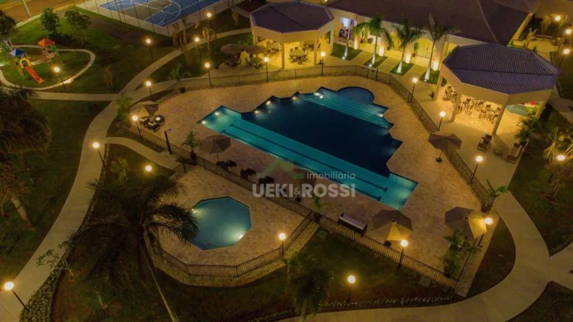 Foto 1 de Terreno / Lote à venda, 250m2 em Marumbi, Londrina - PR