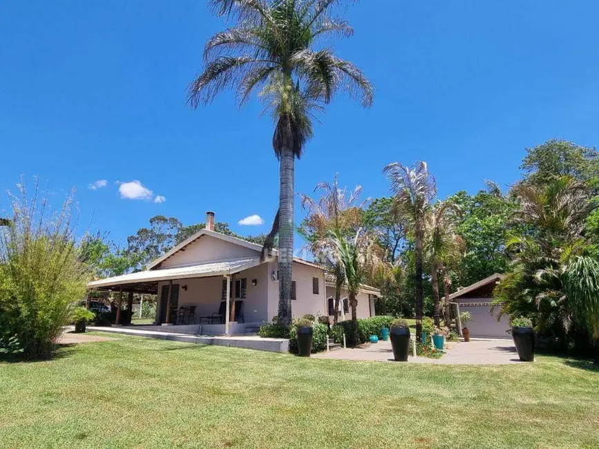 Chácara com 3 quartos à venda, 3040m2 em Terras de Santana II, Londrina - PR - imagem 4 Foto 4 de Chácara com 3 quartos à venda, 3040m2 em Terras de Santana II, Londrina - PR