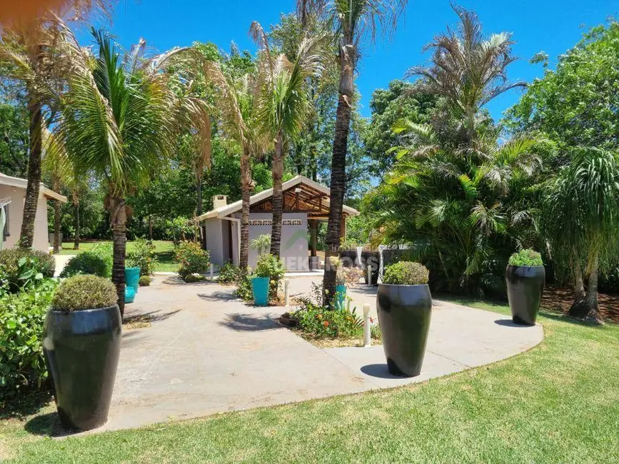 Chácara com 3 quartos à venda, 3040m2 em Terras de Santana II, Londrina - PR - imagem 9 Foto 9 de Chácara com 3 quartos à venda, 3040m2 em Terras de Santana II, Londrina - PR