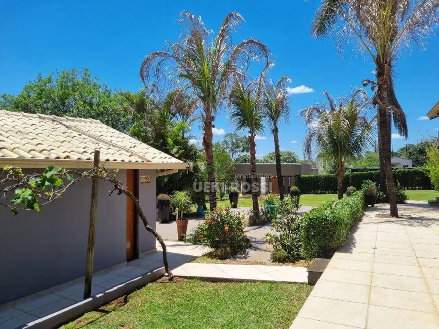 Chácara com 3 quartos à venda, 3040m2 em Terras de Santana II, Londrina - PR - imagem 1 Foto 1 de Chácara com 3 quartos à venda, 3040m2 em Terras de Santana II, Londrina - PR