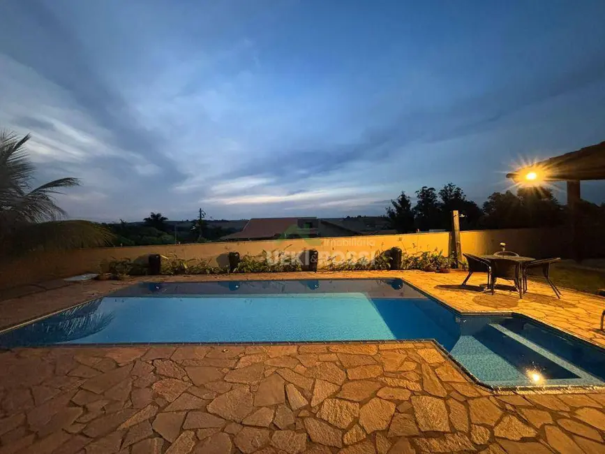 Casa de Condomínio com 4 quartos à venda, 1700m2 em Estância Cabral, Cambe - PR - imagem 4 Foto 4 de Casa de Condomínio com 4 quartos à venda, 1700m2 em Estância Cabral, Cambe - PR