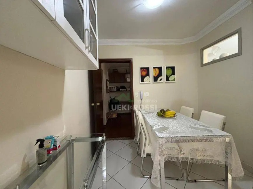 Foto 6 de Apartamento com 3 quartos à venda, 173m2 em Centro, Londrina - PR