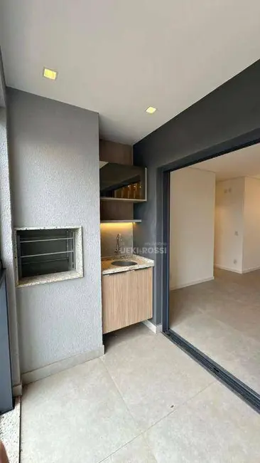 Foto 9 de Apartamento com 2 quartos à venda, 74m2 em Londrina - PR