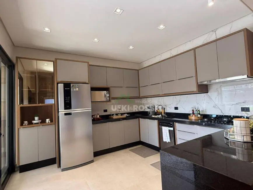 Foto 6 de Casa de Condomínio com 3 quartos à venda e para alugar, 250m2 em Marumbi, Londrina - PR