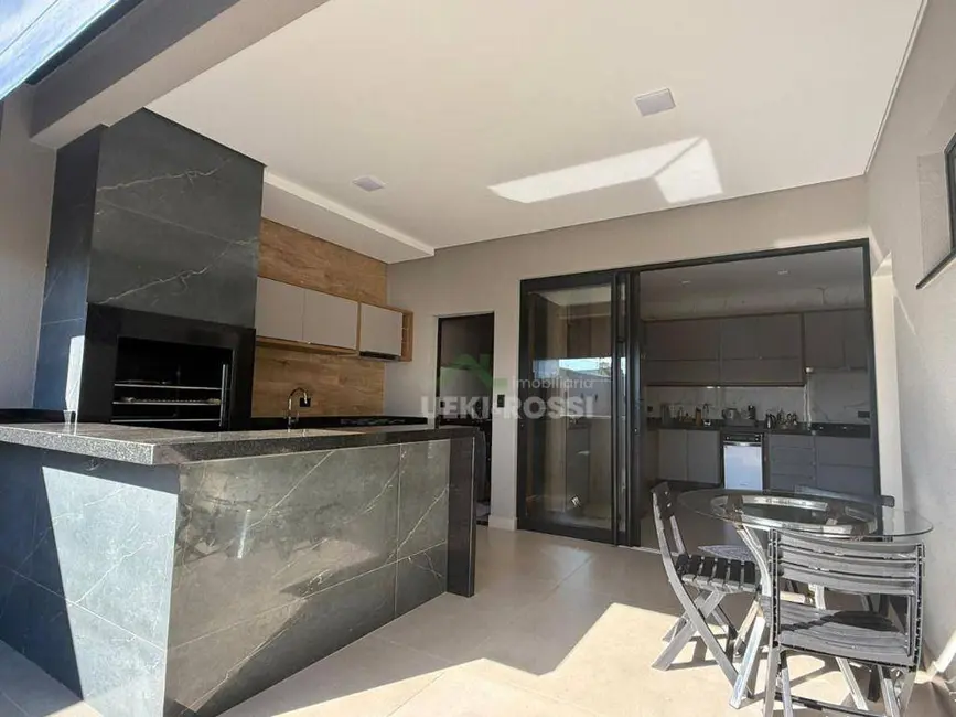 Foto 8 de Casa de Condomínio com 3 quartos à venda e para alugar, 250m2 em Marumbi, Londrina - PR