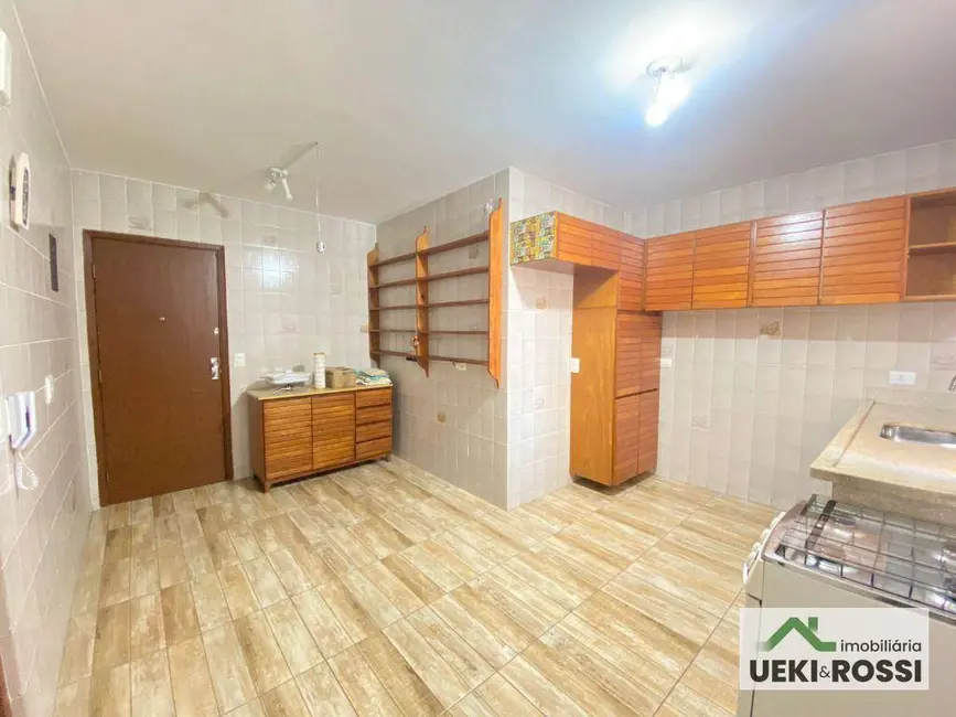 Foto 7 de Apartamento com 3 quartos à venda, 146m2 em Centro, Londrina - PR
