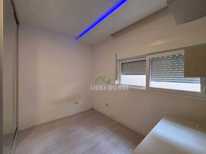 Foto 4 de Casa de Condomínio com 3 quartos à venda e para alugar, 250m2 em Esperança, Londrina - PR