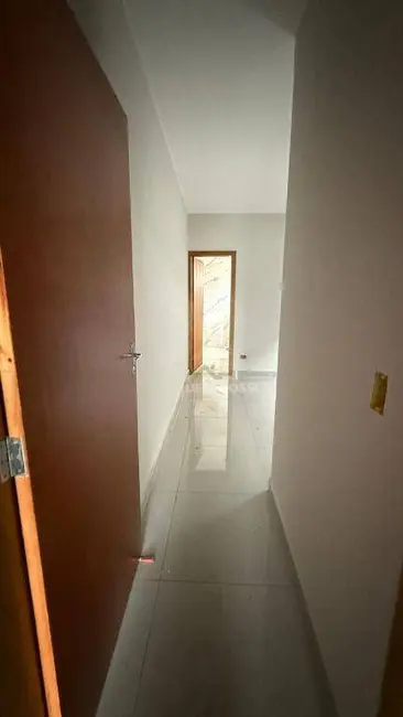 Casa com 2 quartos à venda, 125m2 em Jardim São Paulo II, Londrina - PR - imagem 4 Foto 4 de Casa com 2 quartos à venda, 125m2 em Jardim São Paulo II, Londrina - PR