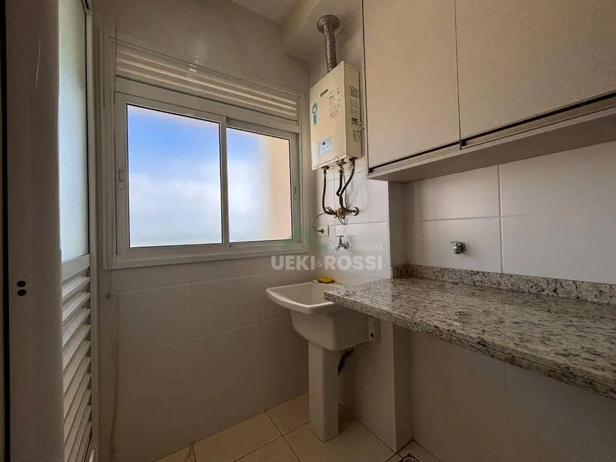 Foto 4 de Apartamento com 2 quartos para alugar, 110m2 em Londrina - PR