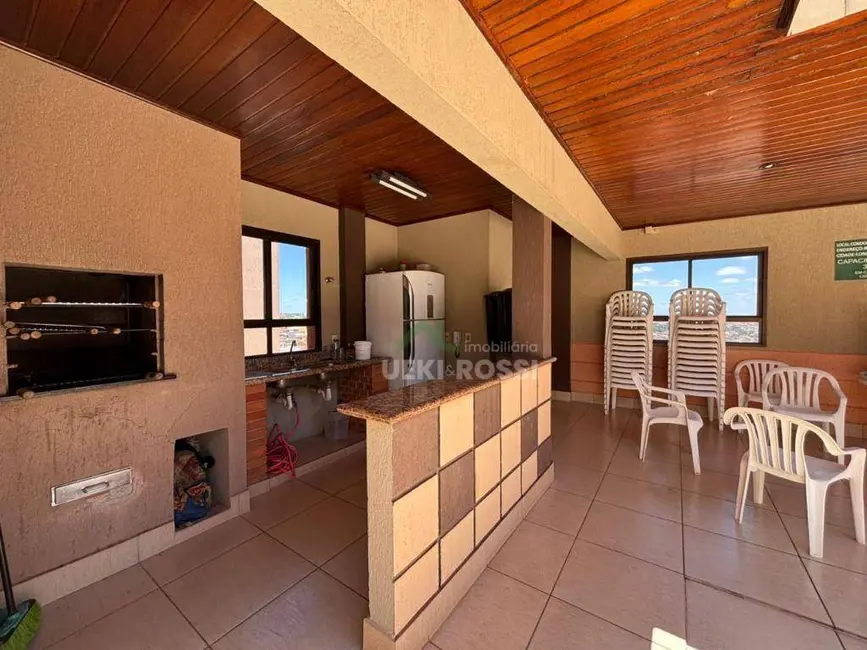 Foto 4 de Apartamento com 3 quartos para alugar, 150m2 em Centro, Londrina - PR