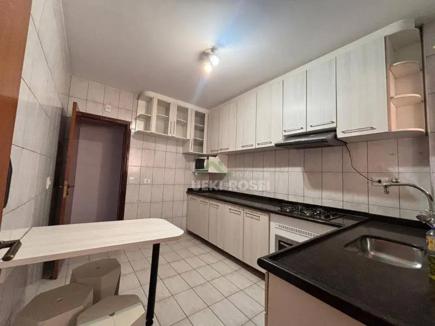 Foto 8 de Apartamento com 3 quartos para alugar, 150m2 em Centro, Londrina - PR