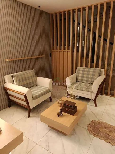 Foto 1 de Casa de Condomínio com 3 quartos à venda, 201m2 em Parque Jamaica, Londrina - PR