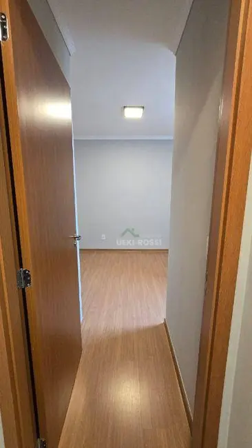 Apartamento com 2 quartos à venda, 47m2 em Londrina - PR - imagem 8 Foto 8 de Apartamento com 2 quartos à venda, 47m2 em Londrina - PR